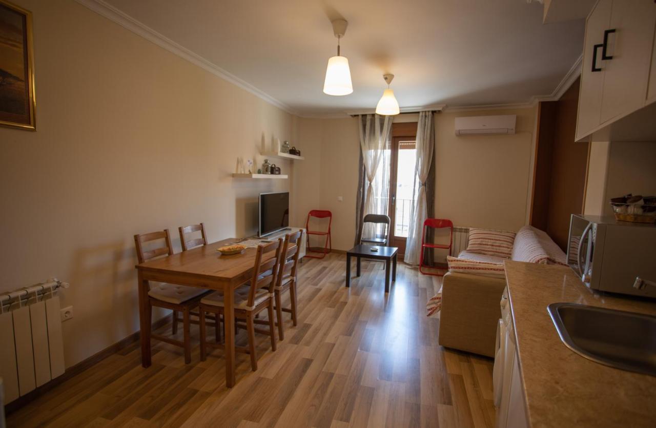 Apartamentos Rurales Romero Nohales Exteriör bild