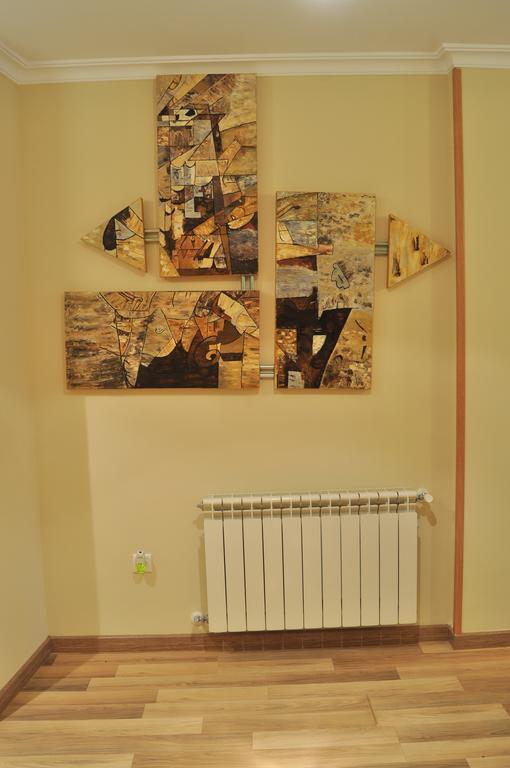 Apartamentos Rurales Romero Nohales Rum bild